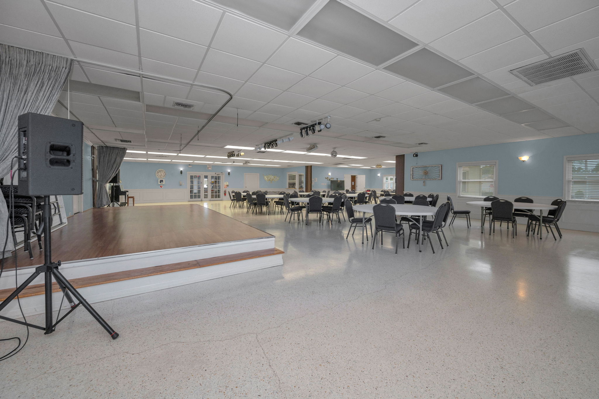 Clubhouse6