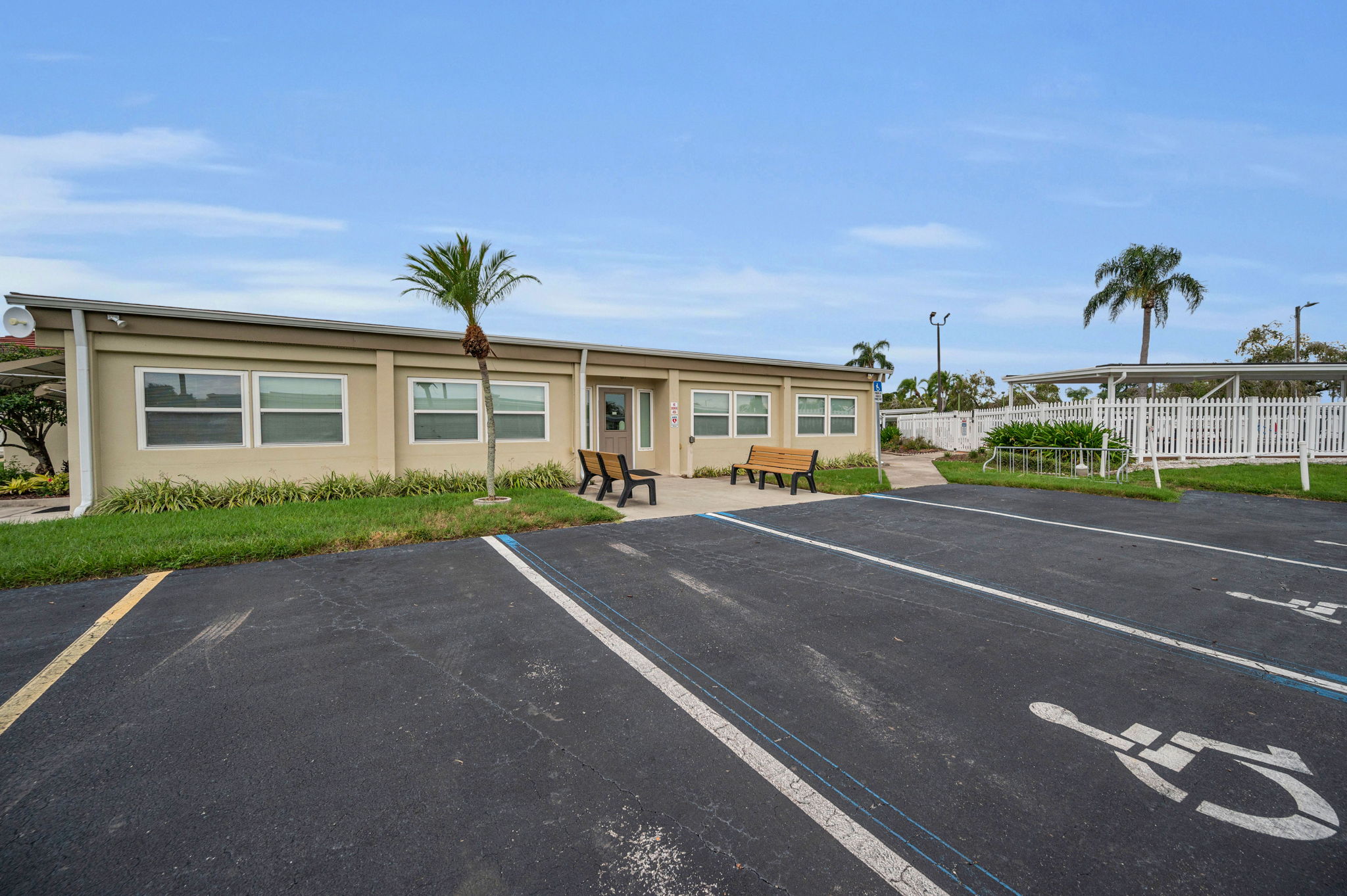 Clubhouse14