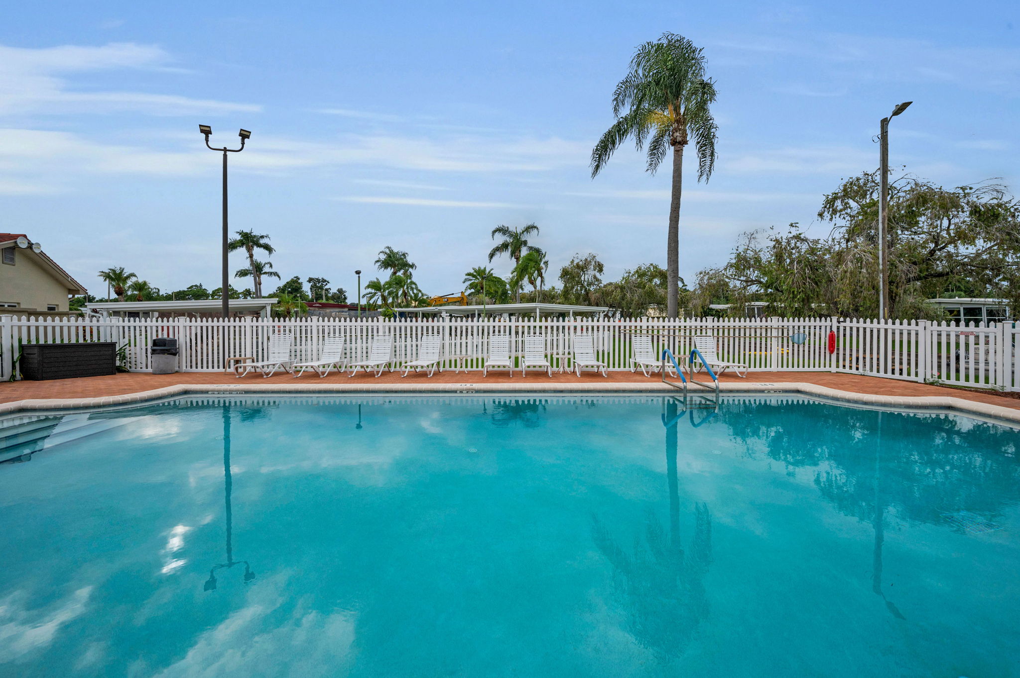 Pool4