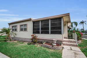 Front Exterior3