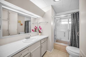 Bathroom2