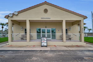 Clubhouse1