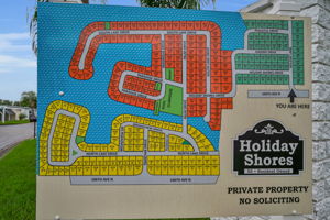 Holiday Shores Entry4