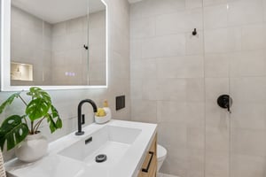 Thornton Way-S0409-017.jpg