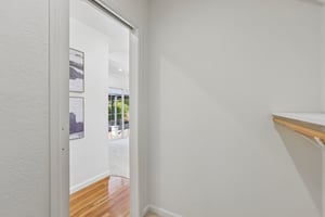 Thornton Way-S0409-023.jpg