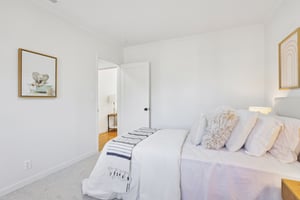 Thornton Way-S0509-004.jpg