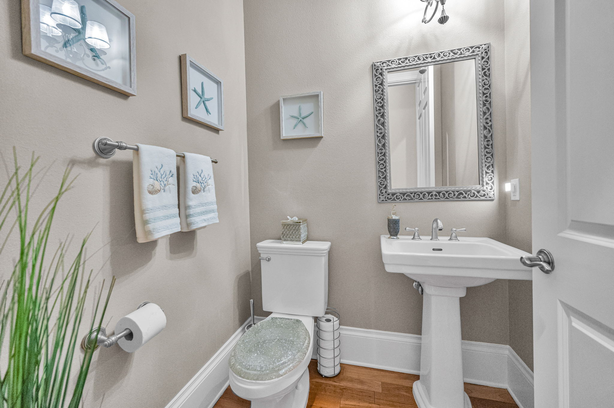 Powder Room2
