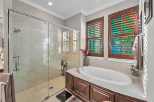 Primary Bathroom1c