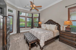 Primary Bedroom1b
