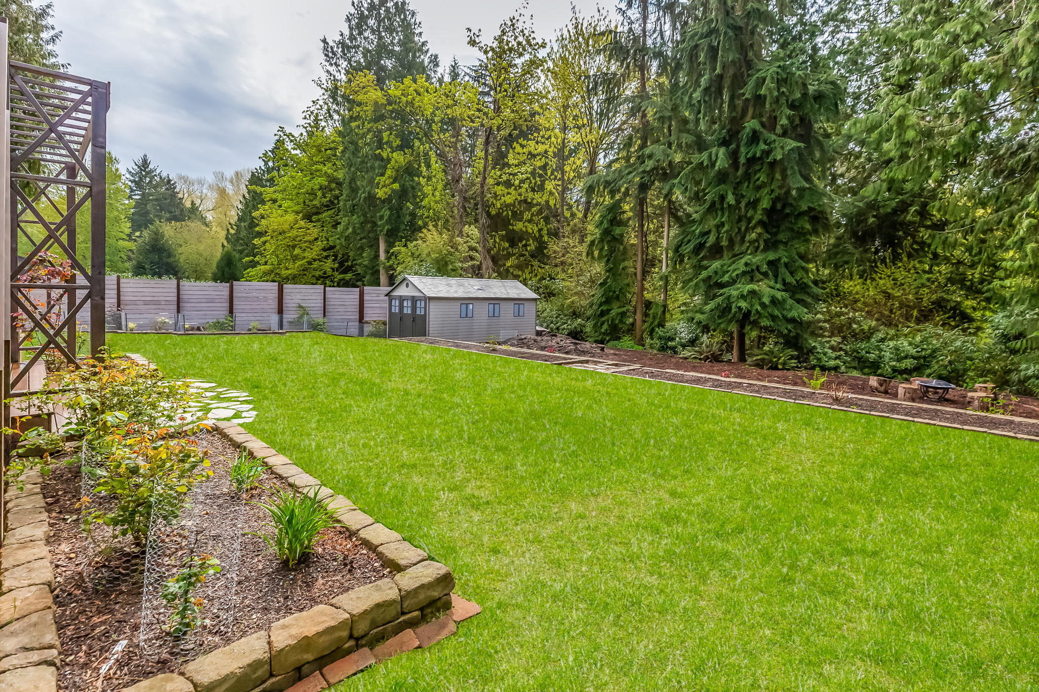 10549 NE 137th Pl, Kirkland, WA 98034, USA Photo 39