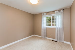 10549 NE 137th Pl, Kirkland, WA 98034, USA Photo 12