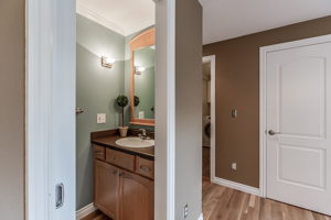 10549 NE 137th Pl, Kirkland, WA 98034, USA Photo 13