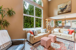 10549 NE 137th Pl, Kirkland, WA 98034, USA Photo 22