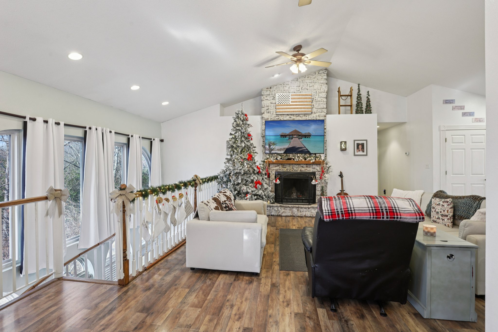 Finney Rd-S1812-009.jpg