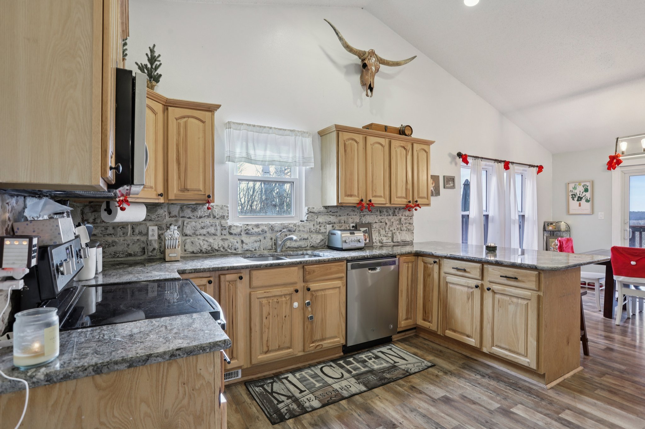 Finney Rd-S1812-016.jpg