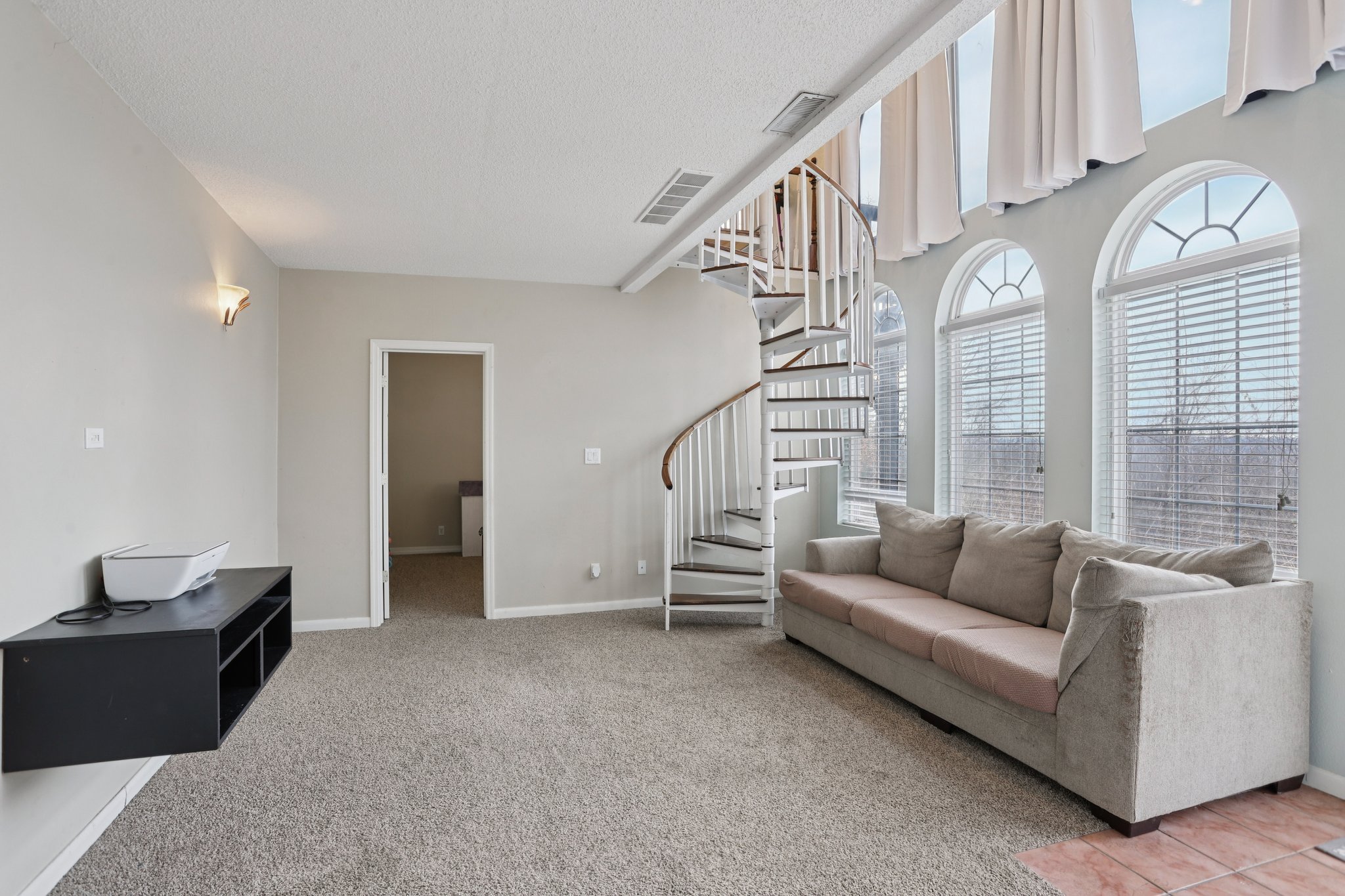 Finney Rd-S1812-020.jpg