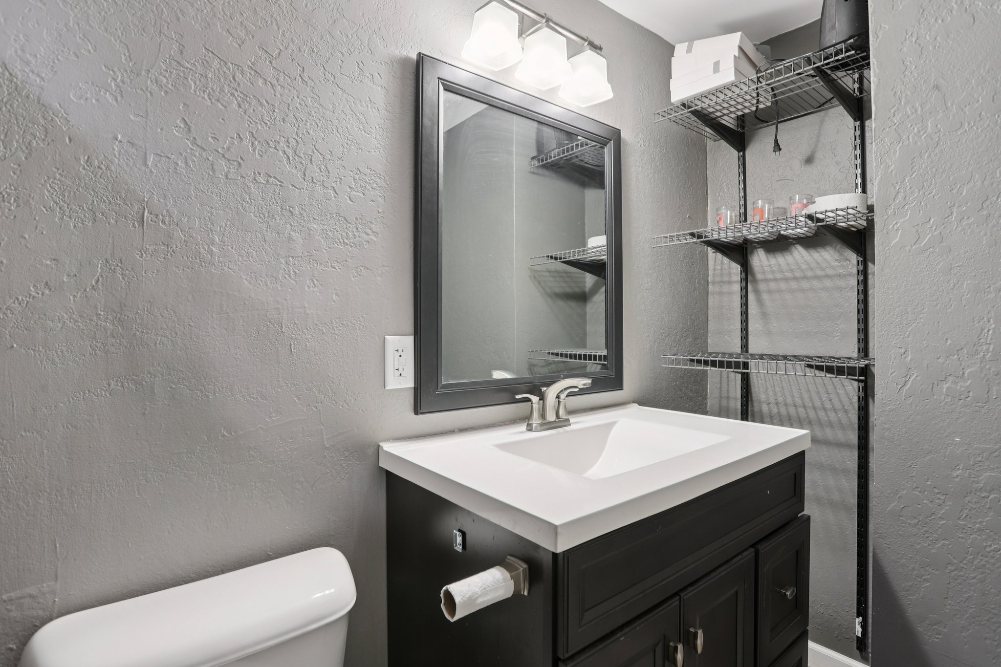 Finney Rd-S1812-028.jpg