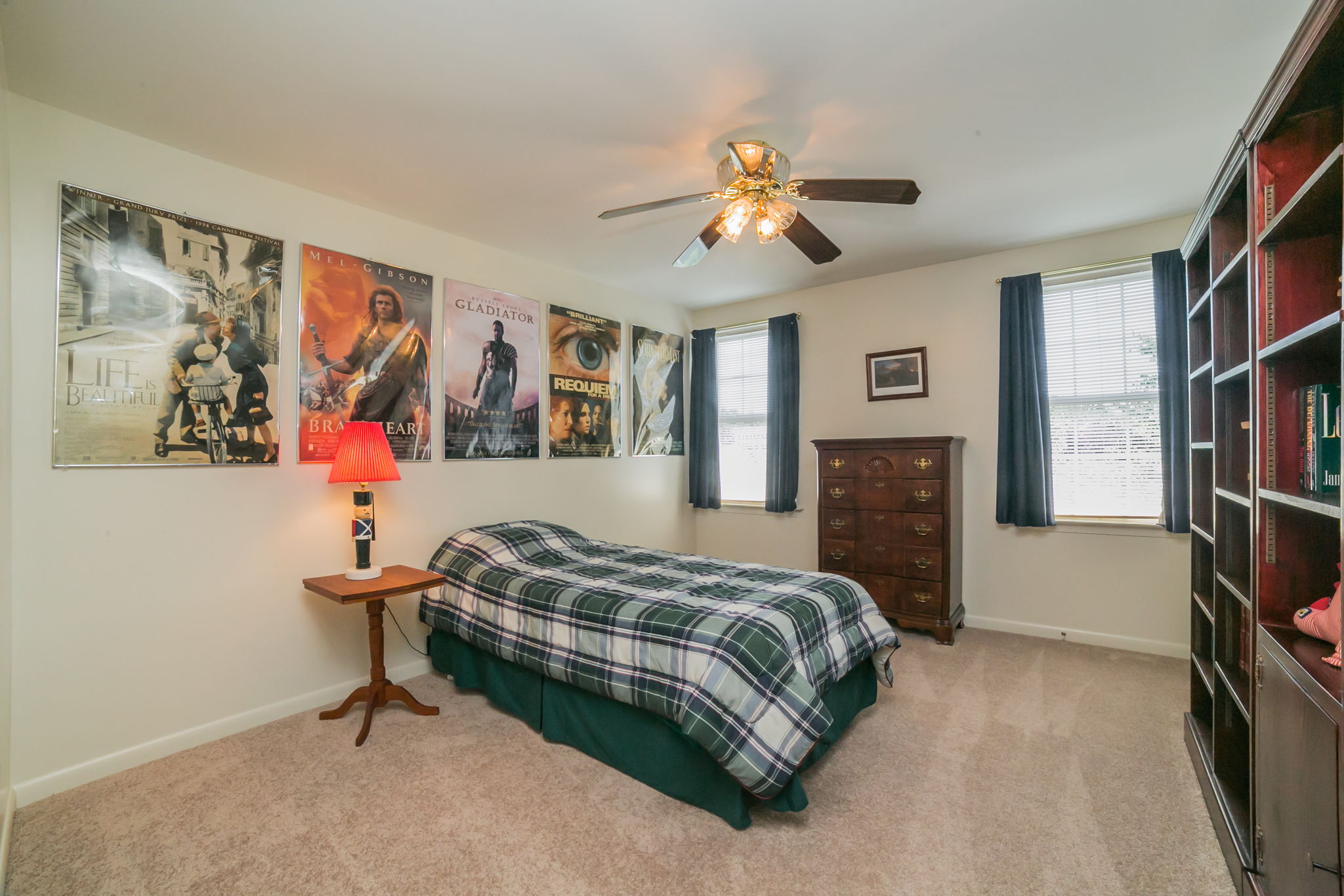 1055 Kingscote Dr, Harleysville, PA 19438 Left Bank REPS