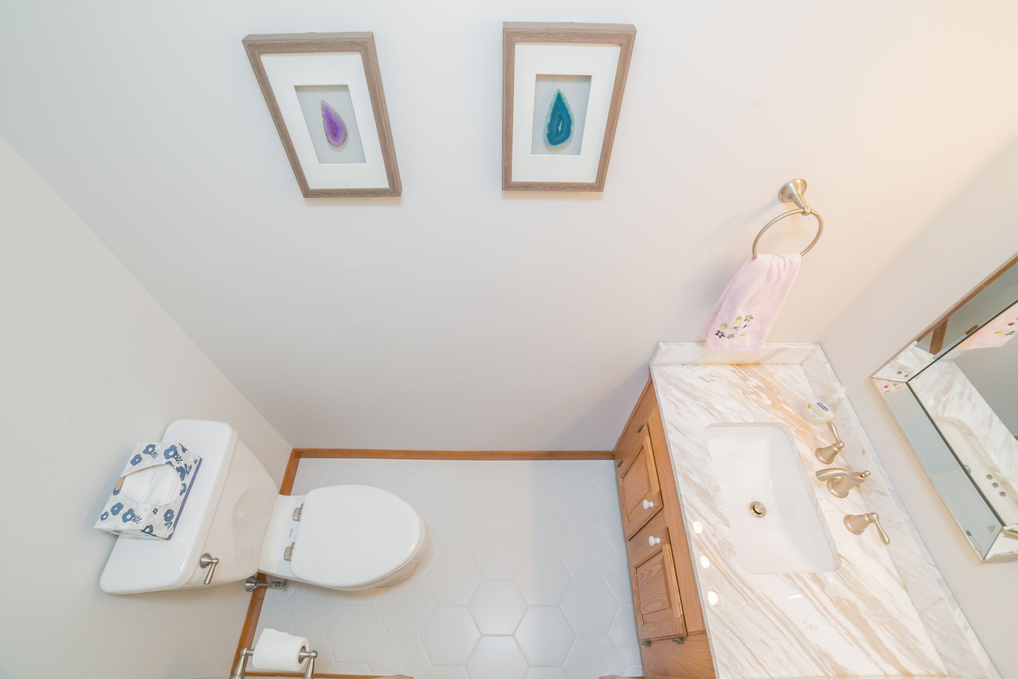 1055 Kingscote Dr, Harleysville, PA 19438 Left Bank REPS