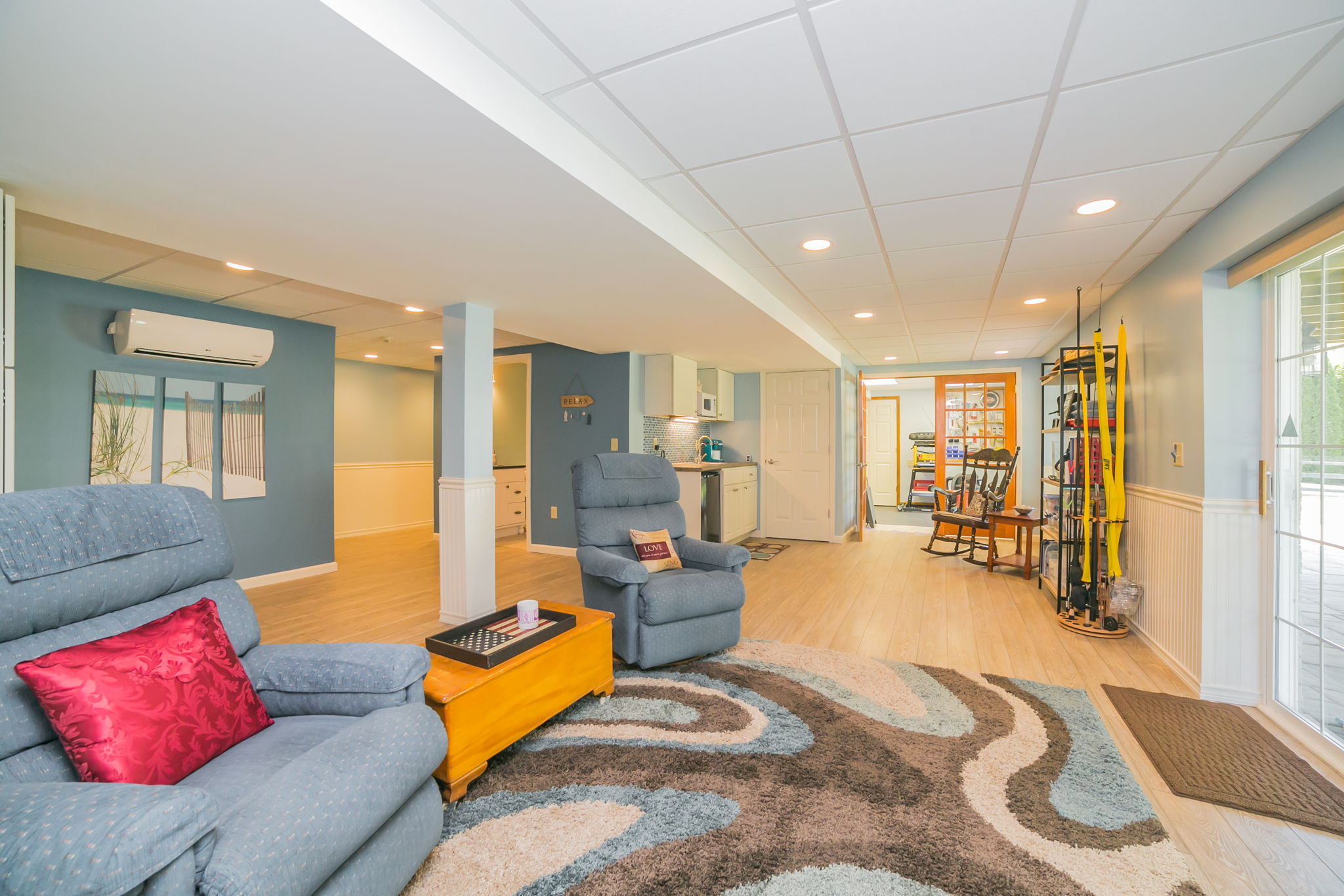 1055 Kingscote Dr, Harleysville, PA 19438 Left Bank REPS