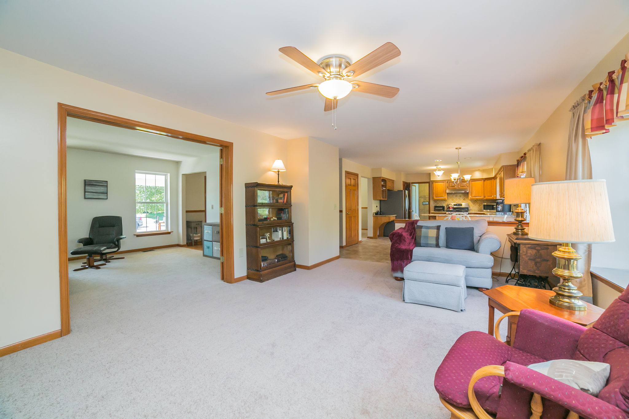 1055 Kingscote Dr, Harleysville, PA 19438 Left Bank REPS