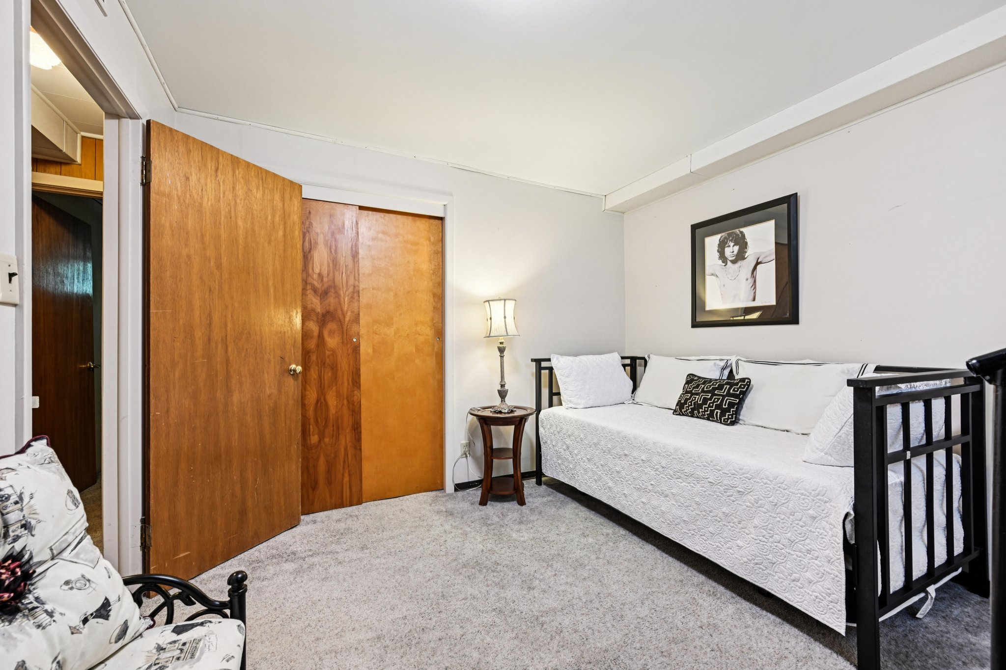 - 1055 N 18th St-S2208-1-020.jpg
