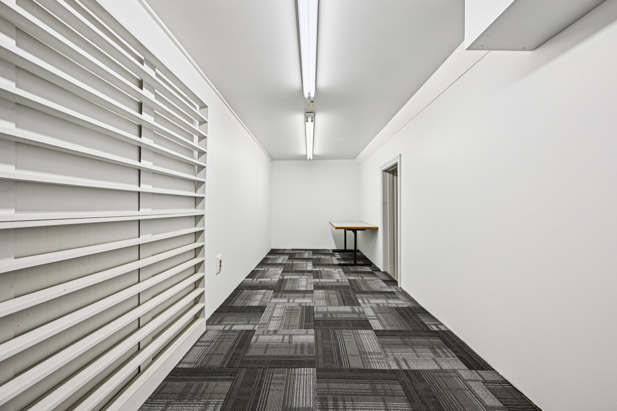 - 1055 N 18th St-S2208-1-033.jpg