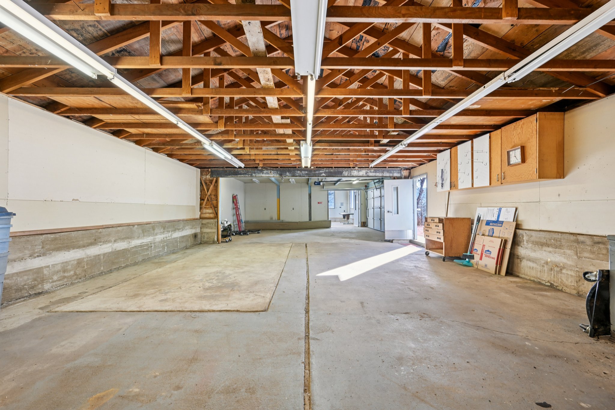 156193-186746 - 1055 N 18th St-S3001-2-054.jpg