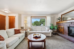 - 1055 N 18th St-S2208-1-006.jpg