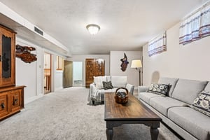 - 1055 N 18th St-S2208-1-028.jpg