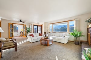 156193-186746 - 1055 N 18th St-S3001-2-005.jpg