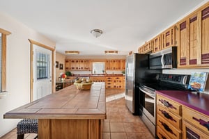 156193-186746 - 1055 N 18th St-S3001-2-009.jpg