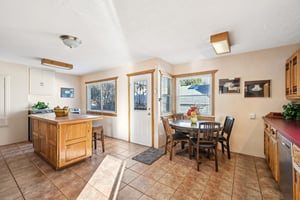 156193-186746 - 1055 N 18th St-S3001-2-012.jpg