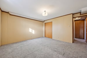 156193-186746 - 1055 N 18th St-S3001-2-027.jpg