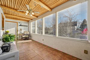 156193-186746 - 1055 N 18th St-S3001-2-036.jpg