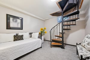 156193-186746 - 1055 N 18th St-S3001-2-042.jpg