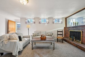 156193-186746 - 1055 N 18th St-S3001-2-048.jpg