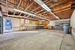 156193-186746 - 1055 N 18th St-S3001-2-056.jpg