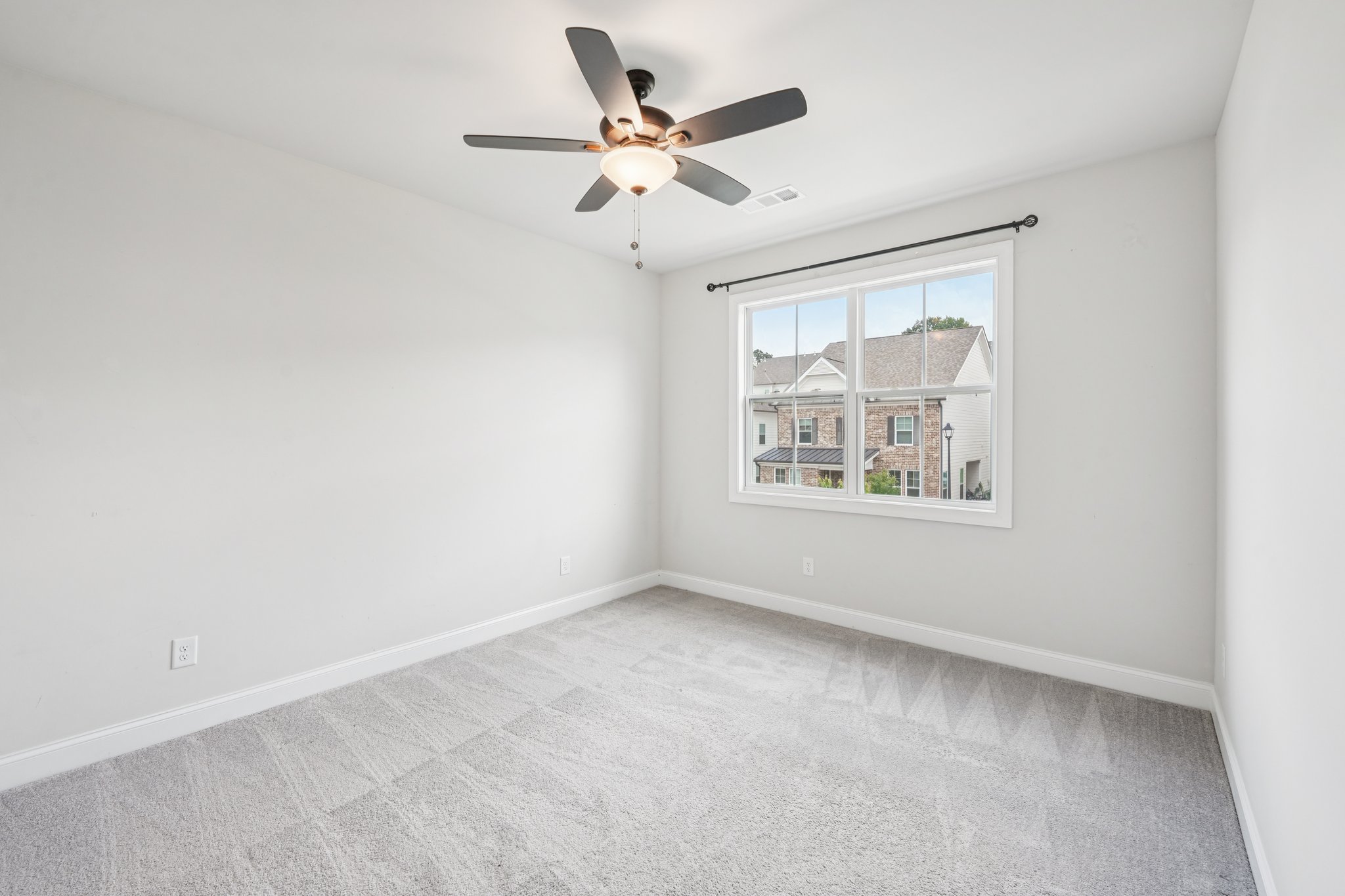 Poppy Pointe-S2606-041.jpg