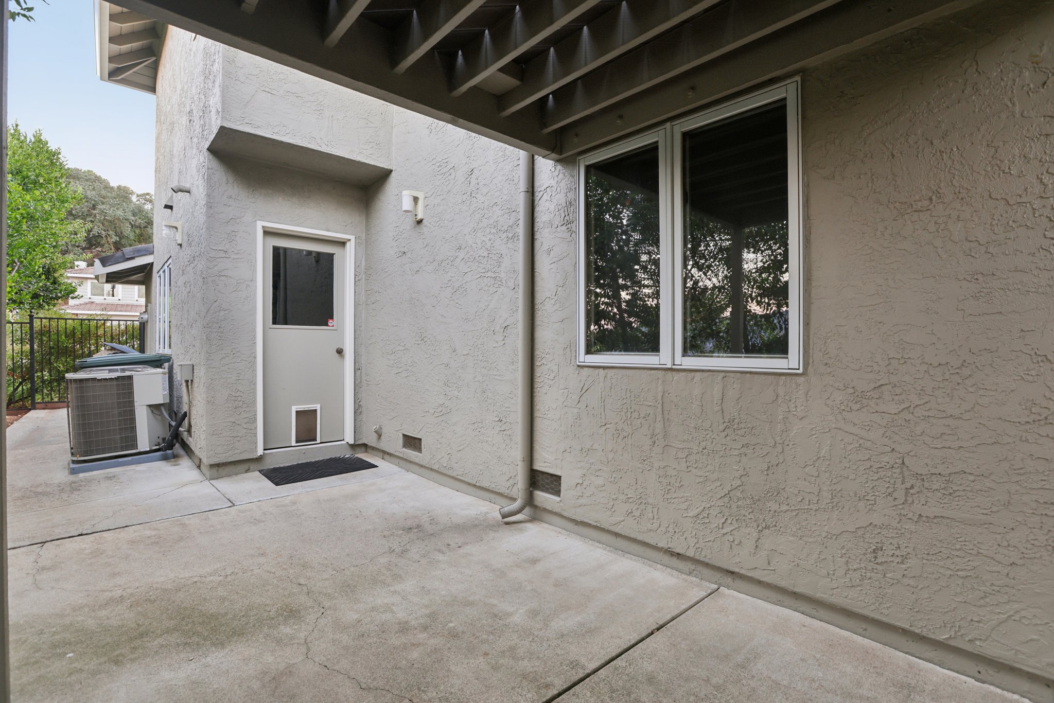 W Dunne Ave-S0710-078.jpg