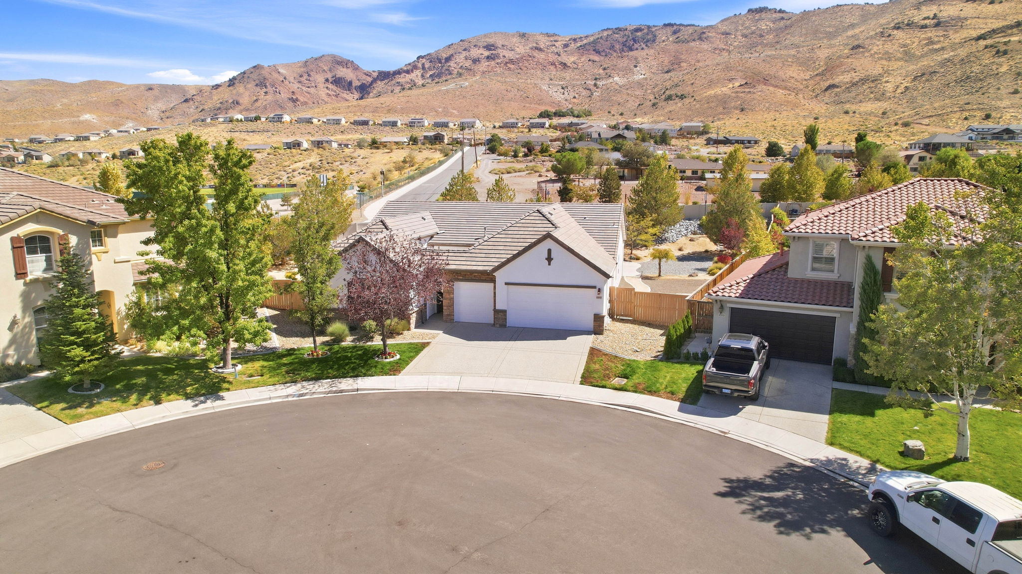 005_F8_AERIAL_10550 Elm Glen