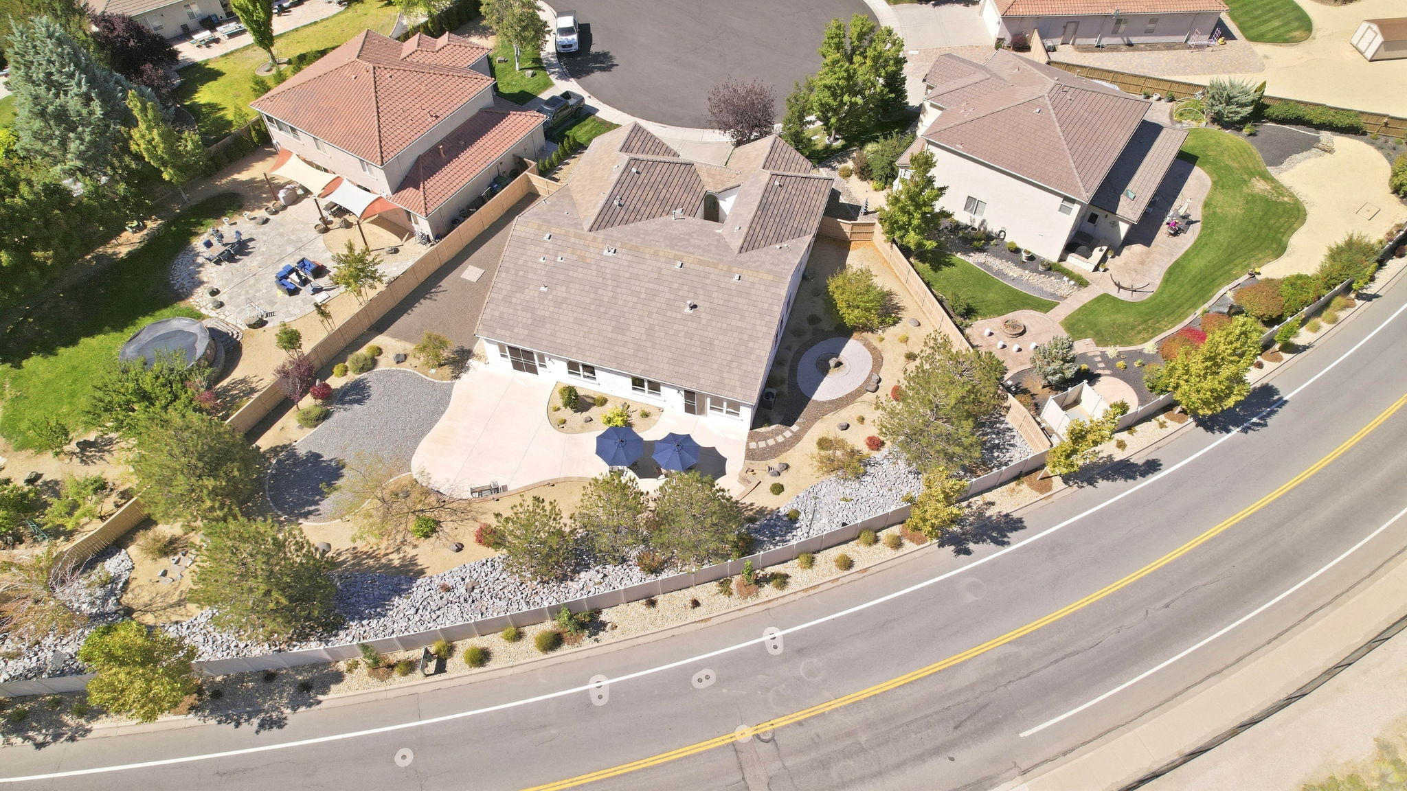 011_F8_AERIAL_10550 Elm Glen