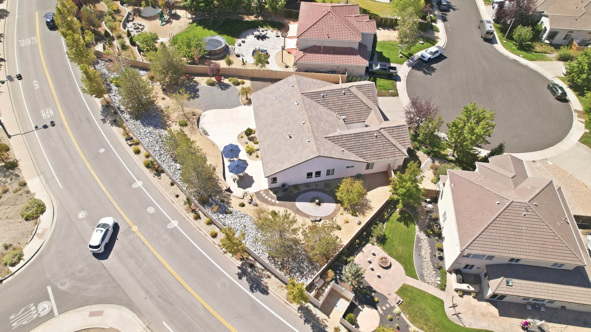 012_F8_AERIAL_10550 Elm Glen