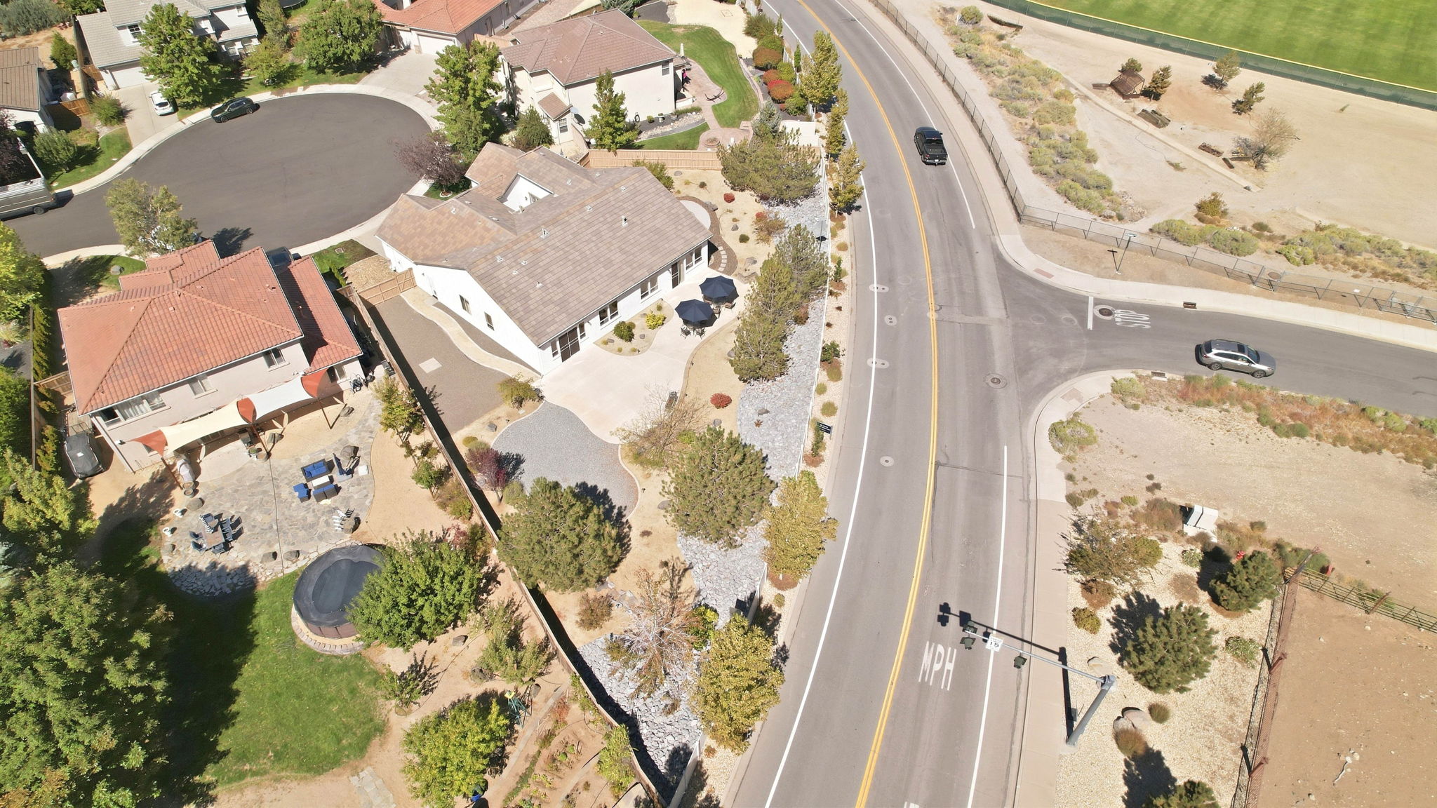 013_F8_AERIAL_10550 Elm Glen
