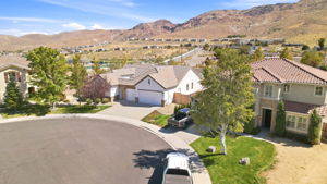 006_F8_AERIAL_10550 Elm Glen