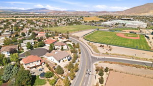 014_F8_AERIAL_10550 Elm Glen