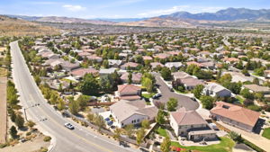 016_F8_AERIAL_10550 Elm Glen