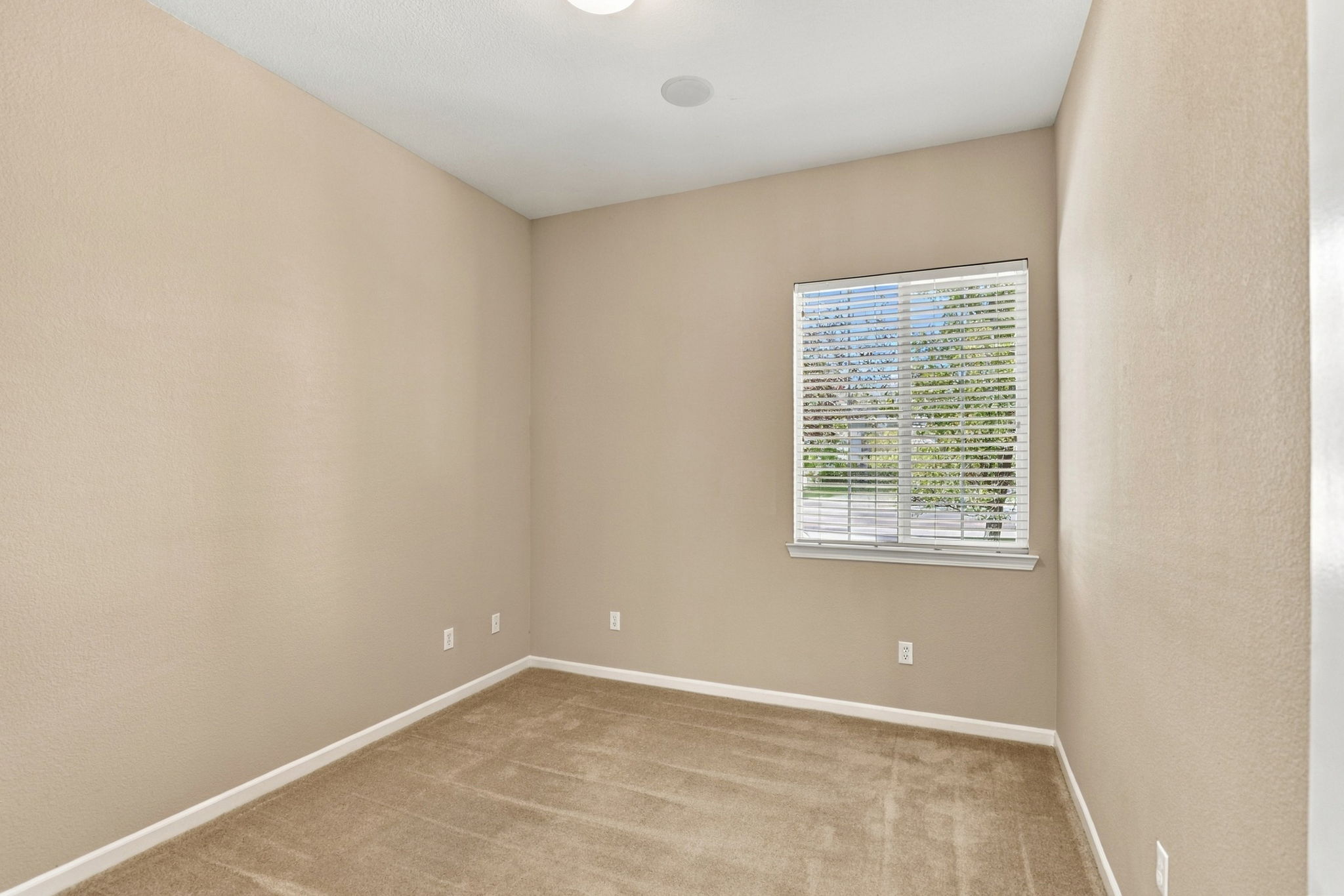 023_F8_10550 Elm Glen Ct
