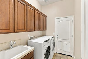 035_F8_10550 Elm Glen Ct