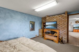  Photo 36